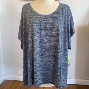 NEW Xersion 4X quick dri top